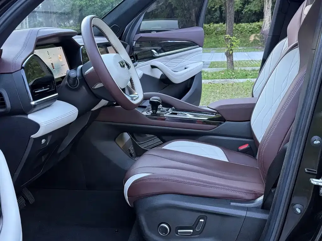 Geely Xingyue L 2024 из CN, фото 10