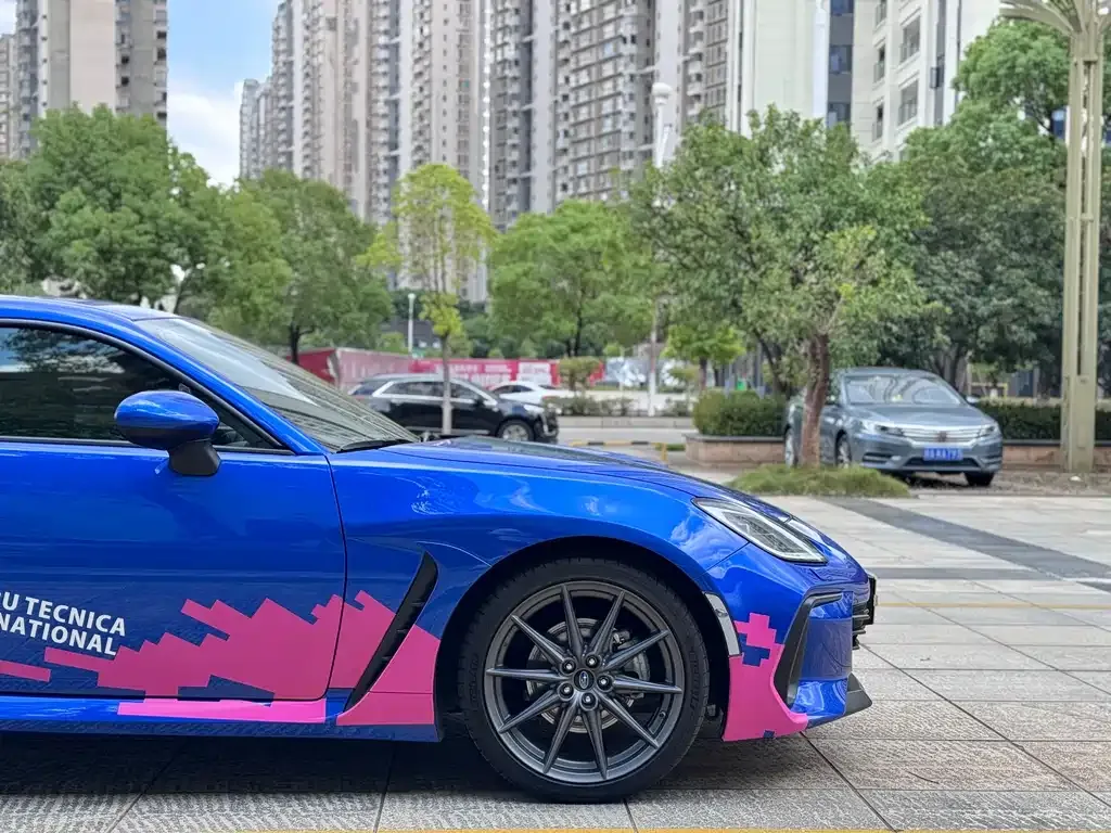 Subaru BRZ 2022 из CN, фото 10