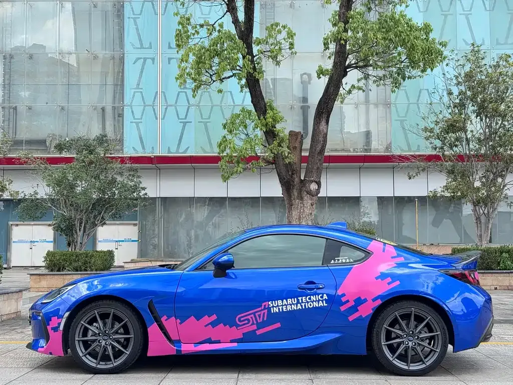 Subaru BRZ 2022 из CN, фото 8
