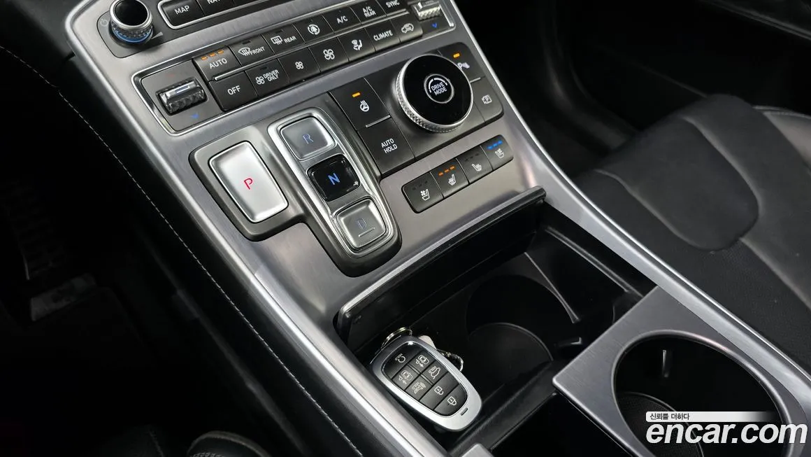 Hyundai Santafe — фото 9