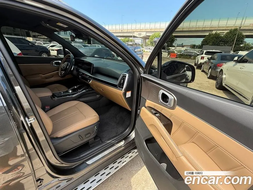 Kia Sorento — фото 8