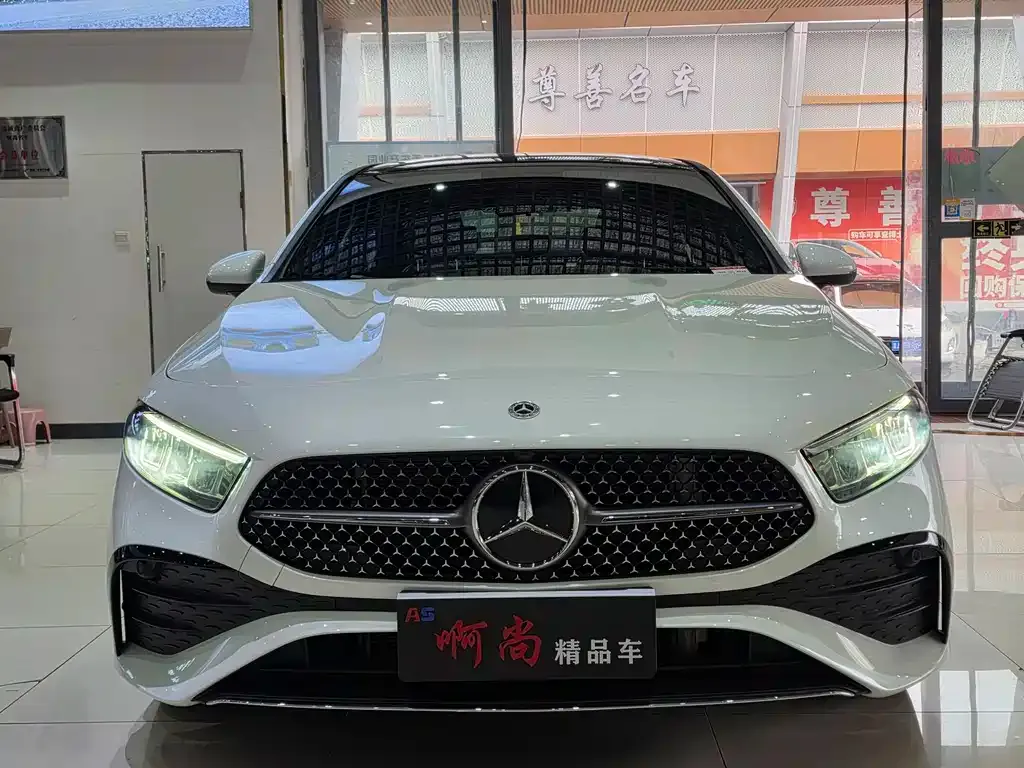 Mercedes-Benz A-Class 2024 из CN, фото 2