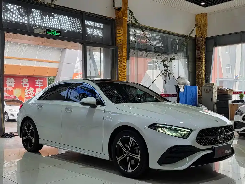 Mercedes-Benz A-Class 2024 из CN, фото 3