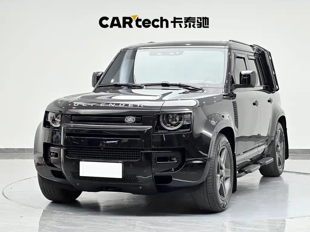 Land Rover Defender — фото 1