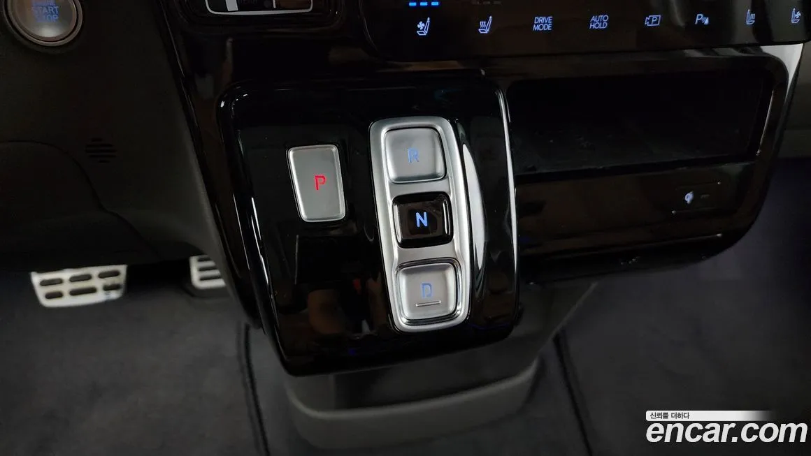 Hyundai Staria — фото 9