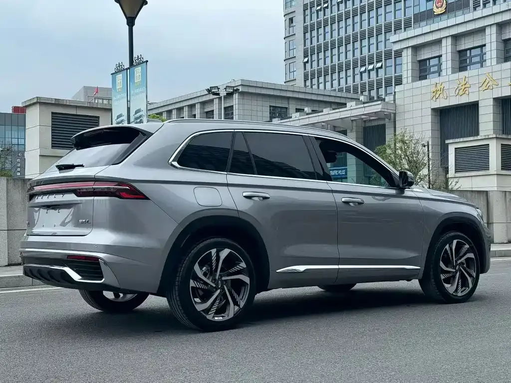 Geely Xingyue L — фото 6
