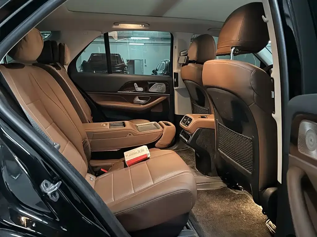 Mercedes-Benz GLE — фото 10