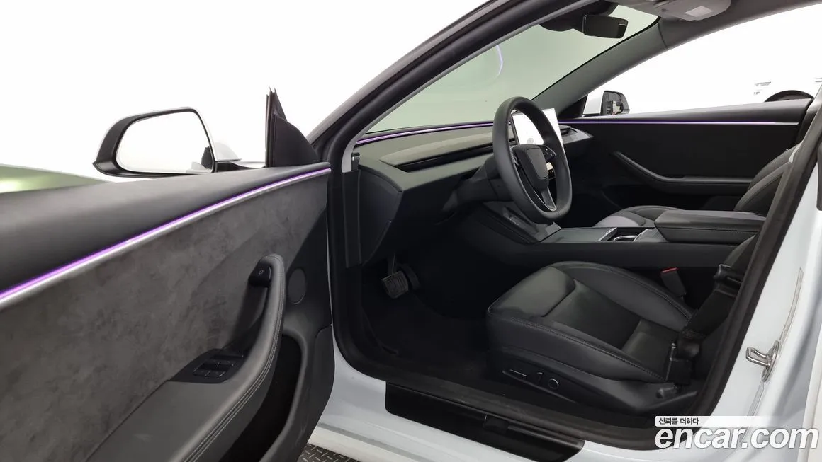 Tesla Model 3 — фото 10