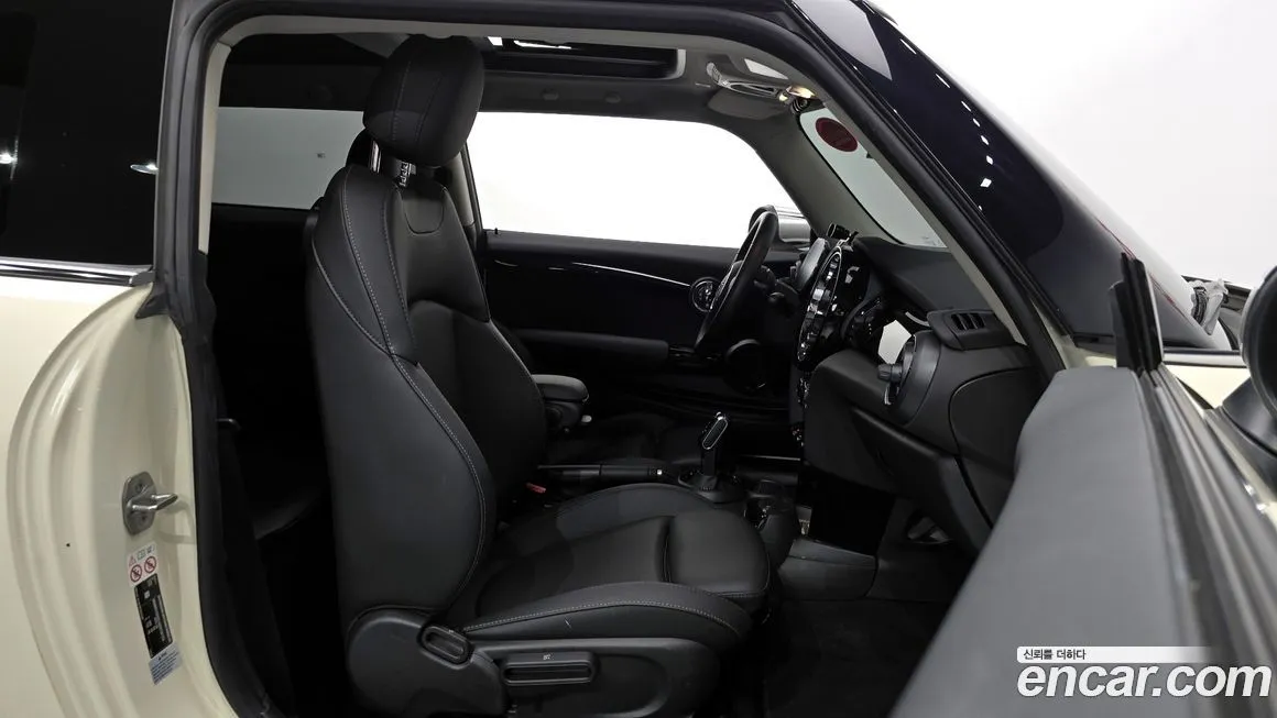 Mini Cooper 2022 из KR, фото 10