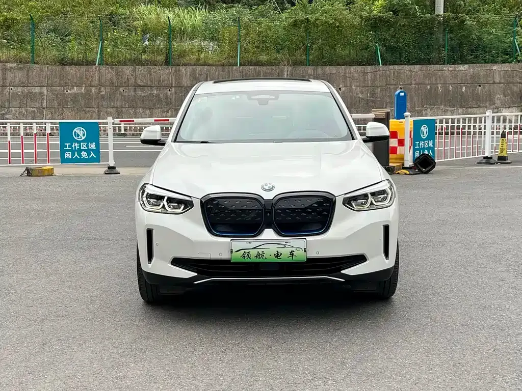 BMW iX3 2021 из CN, фото 2