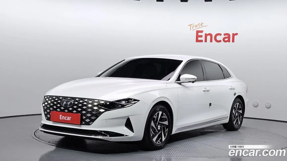 Hyundai Grandeur 2022 из KR, фото 1