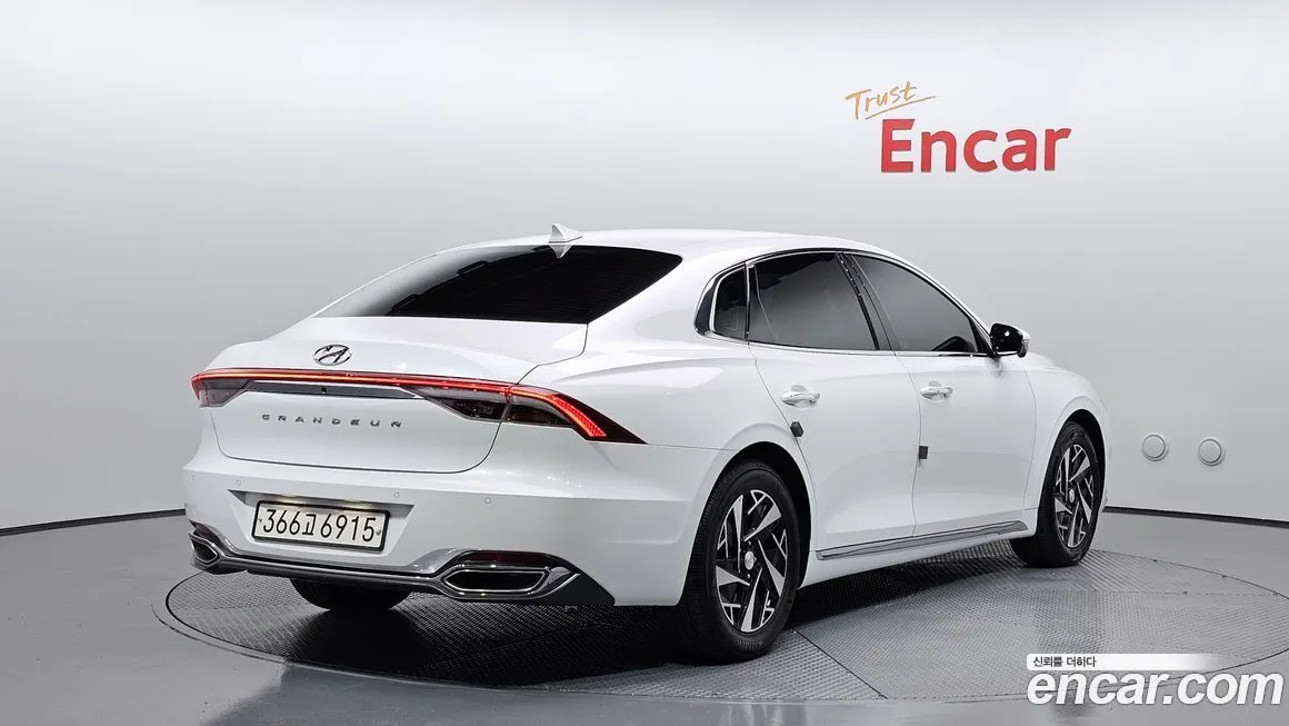 Hyundai Grandeur 2022 из KR, фото 2
