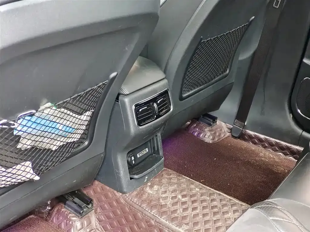 Hongqi HS5 2021 из CN, фото 9