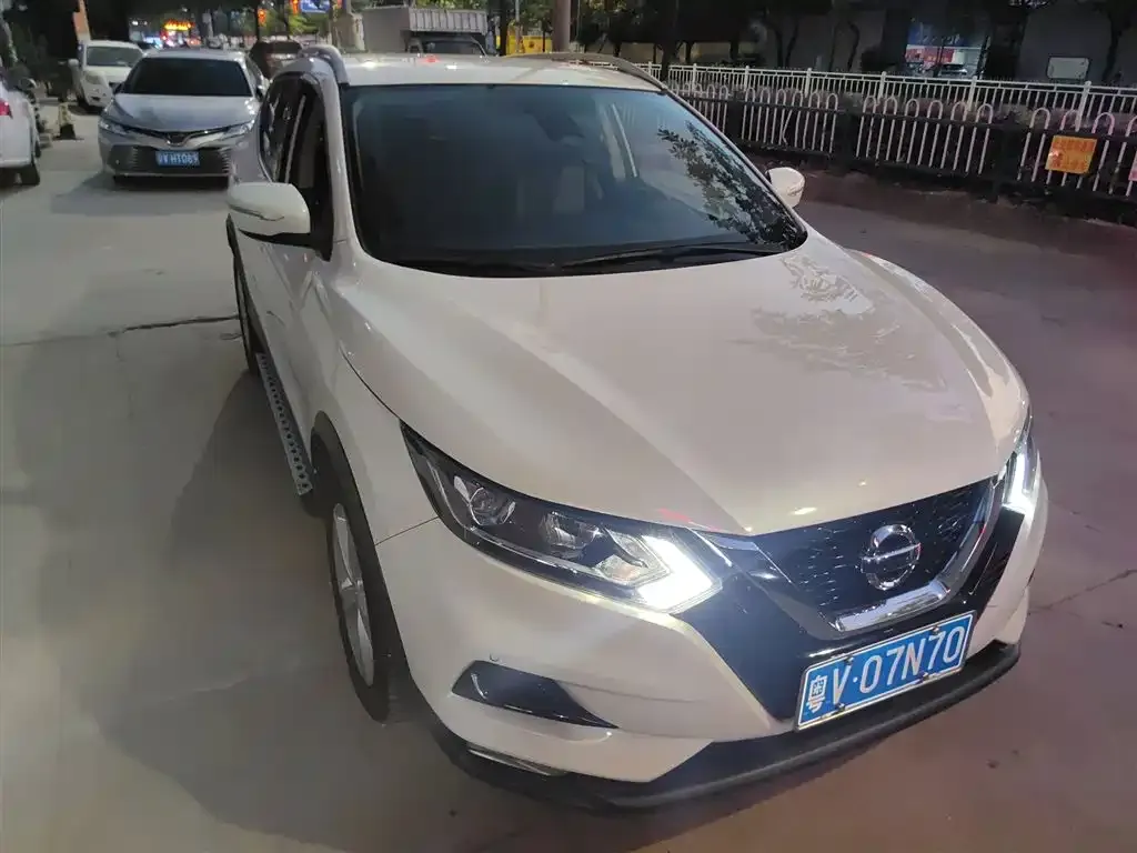 Nissan Qashqai — фото 3