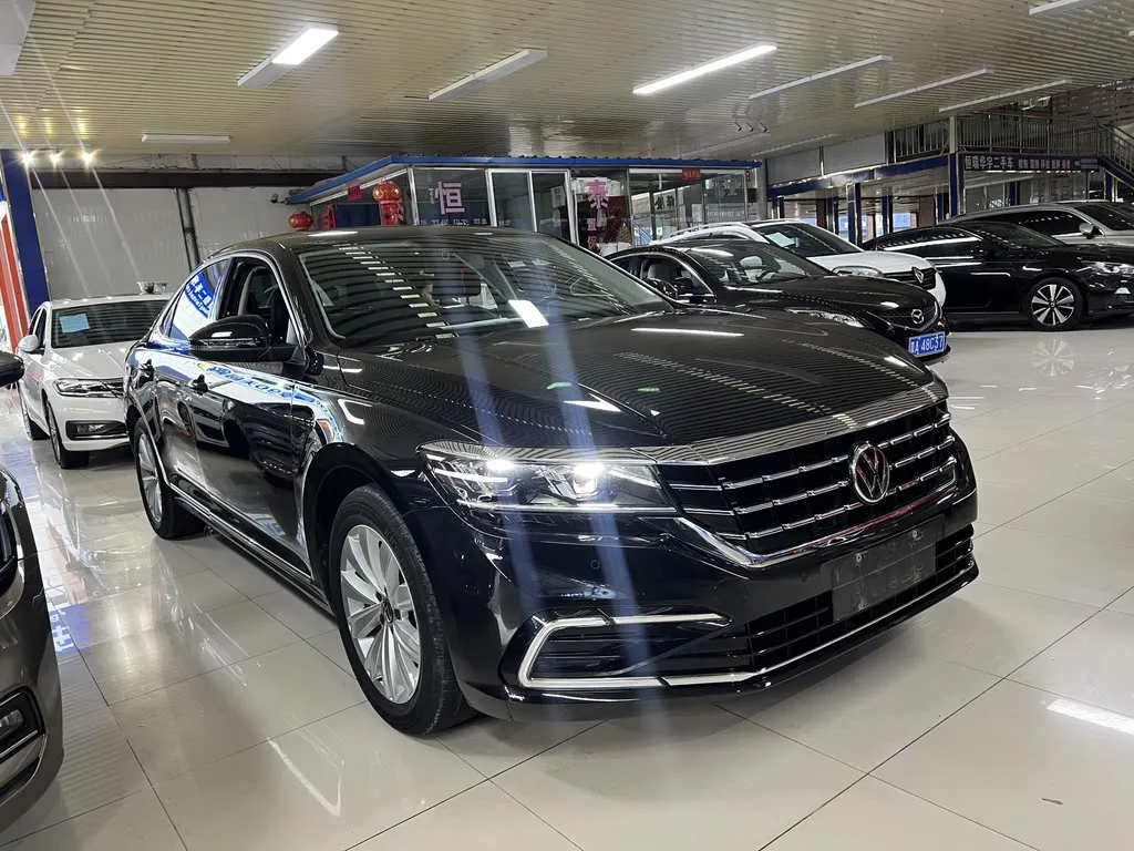 Volkswagen Passat 2021 из CN, фото 1