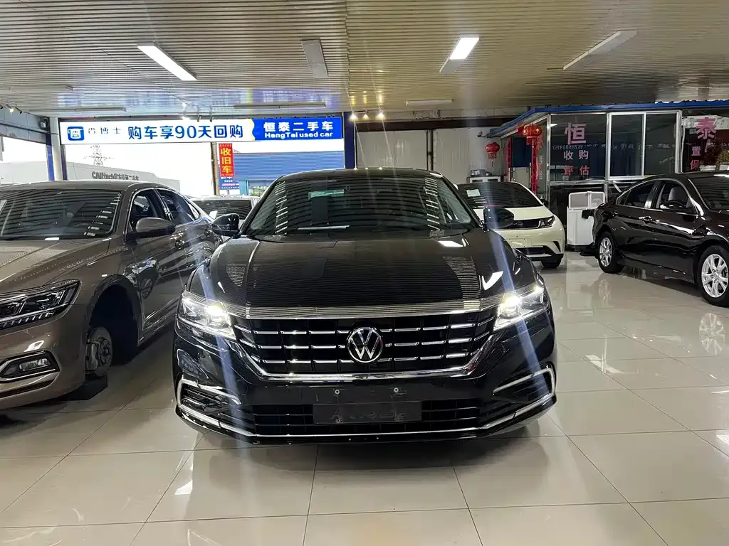 Volkswagen Passat 2021 из CN, фото 2