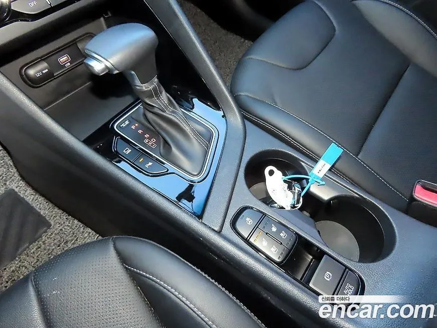 Kia Niro — фото 10