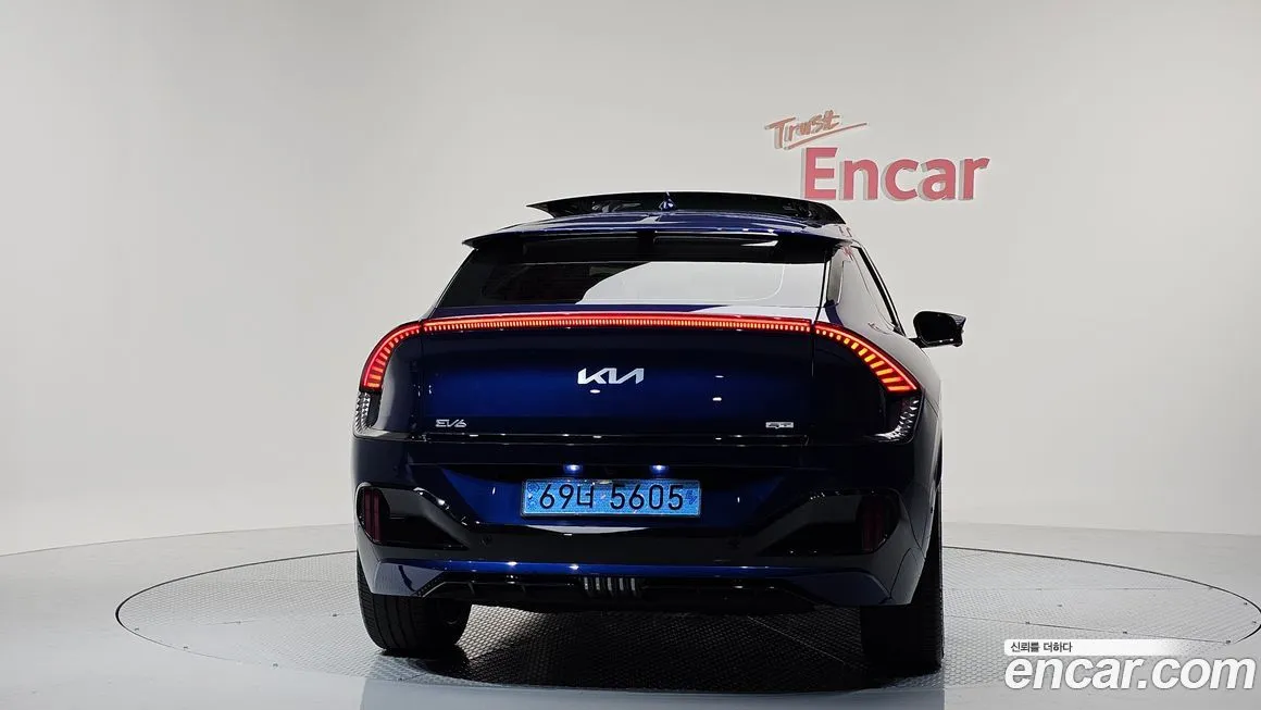 Kia EV6 — фото 4