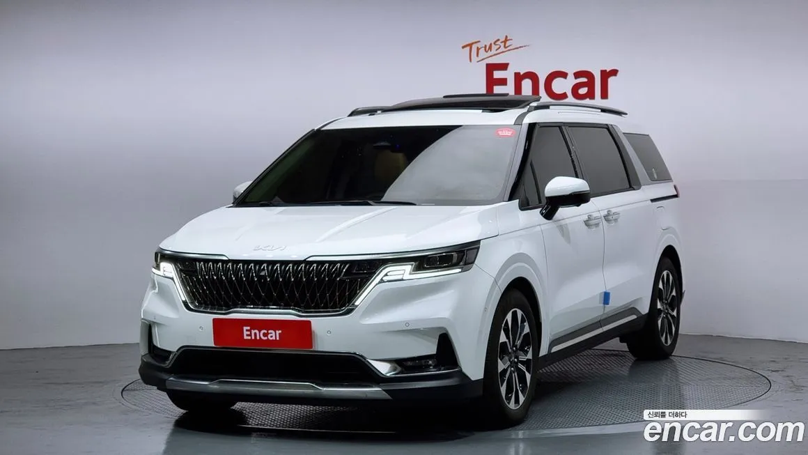 Kia Carnival 2023 из KR, фото 1