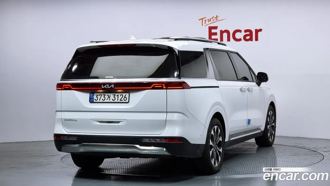 Kia Carnival 2023 из KR, фото 2