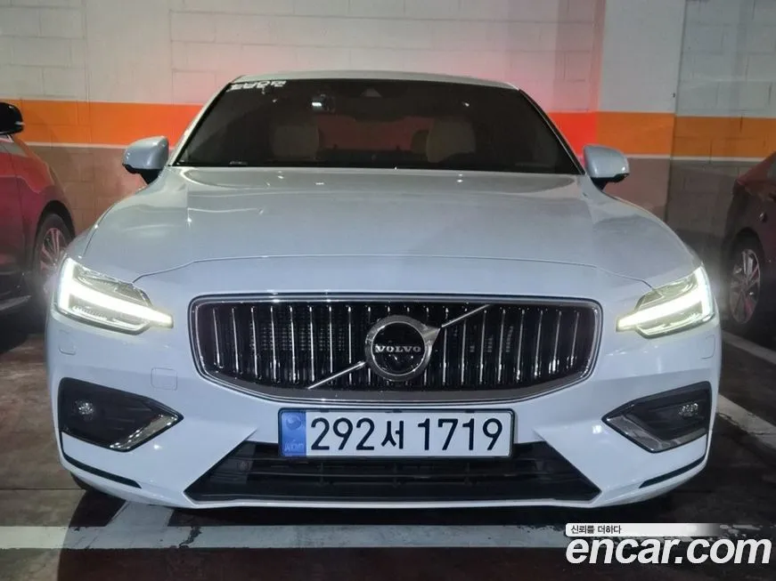 Volvo S60 2021 из KR, фото 3