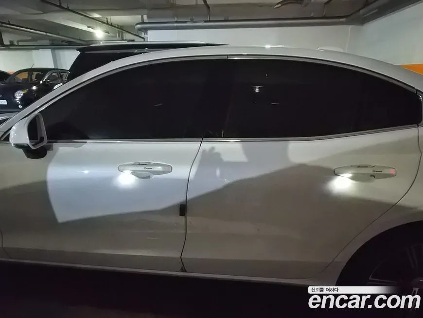 Volvo S60 2021 из KR, фото 5