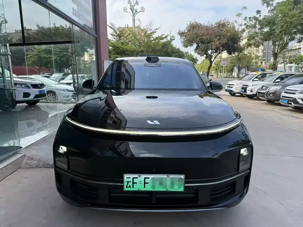 Li Auto L8 2023 из CN, фото 2