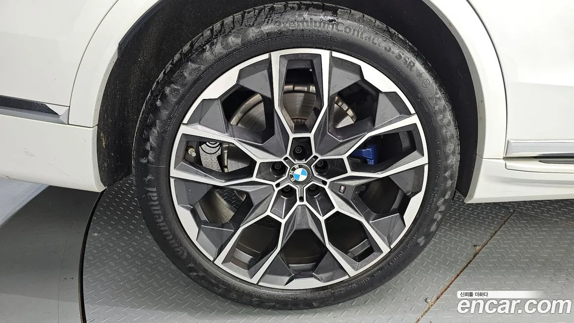 BMW X7 2024 из KR, фото 5