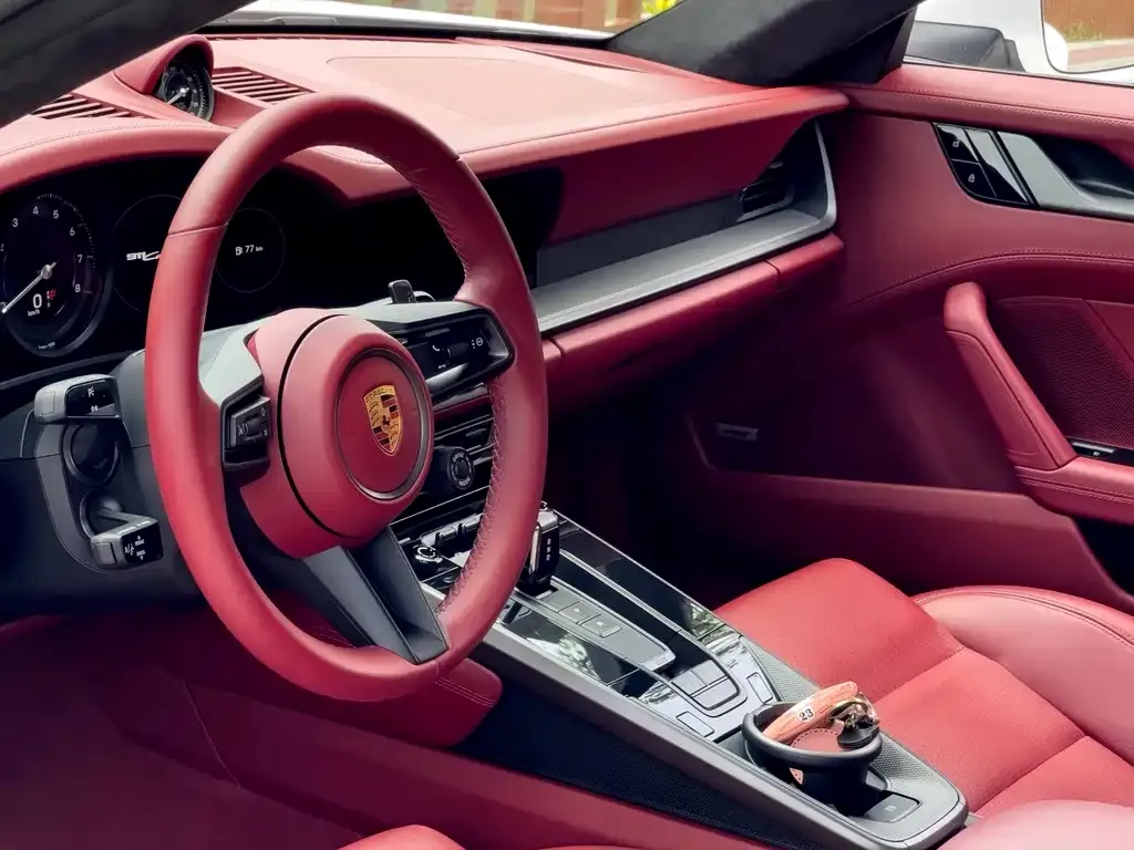 Porsche 911 2021 из CN, фото 10