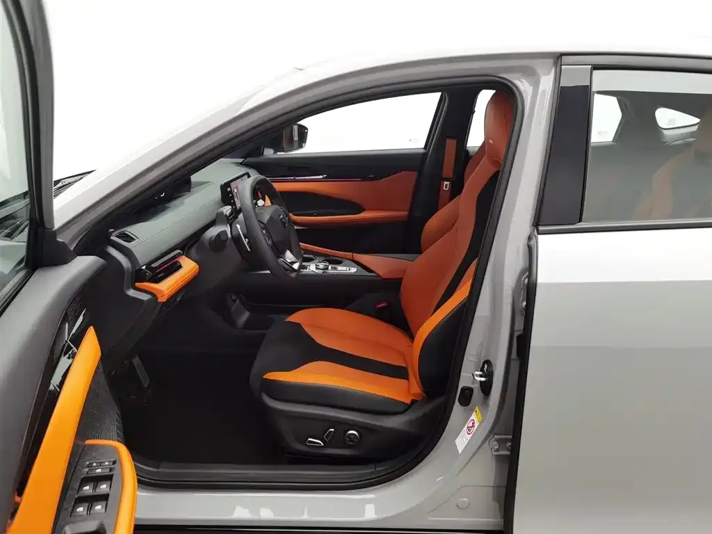 Changan UNI-V 2024 из CN, фото 10