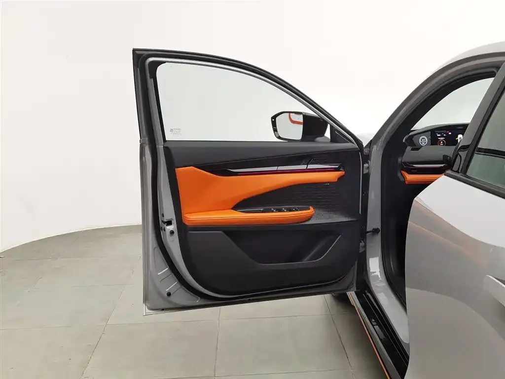 Changan UNI-V 2024 из CN, фото 8