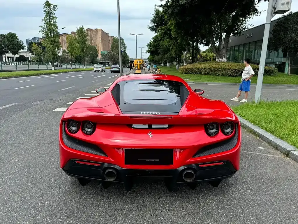 Ferrari F8 2022 из CN, фото 5