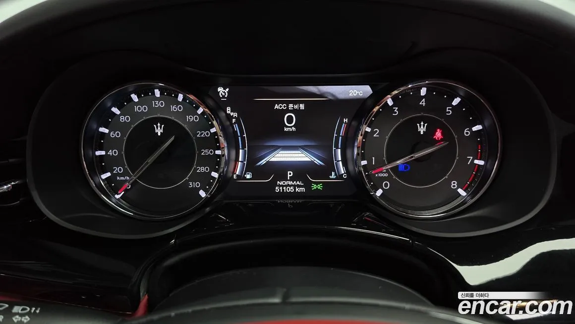 Maserati Quattroporte 2022 из KR, фото 8