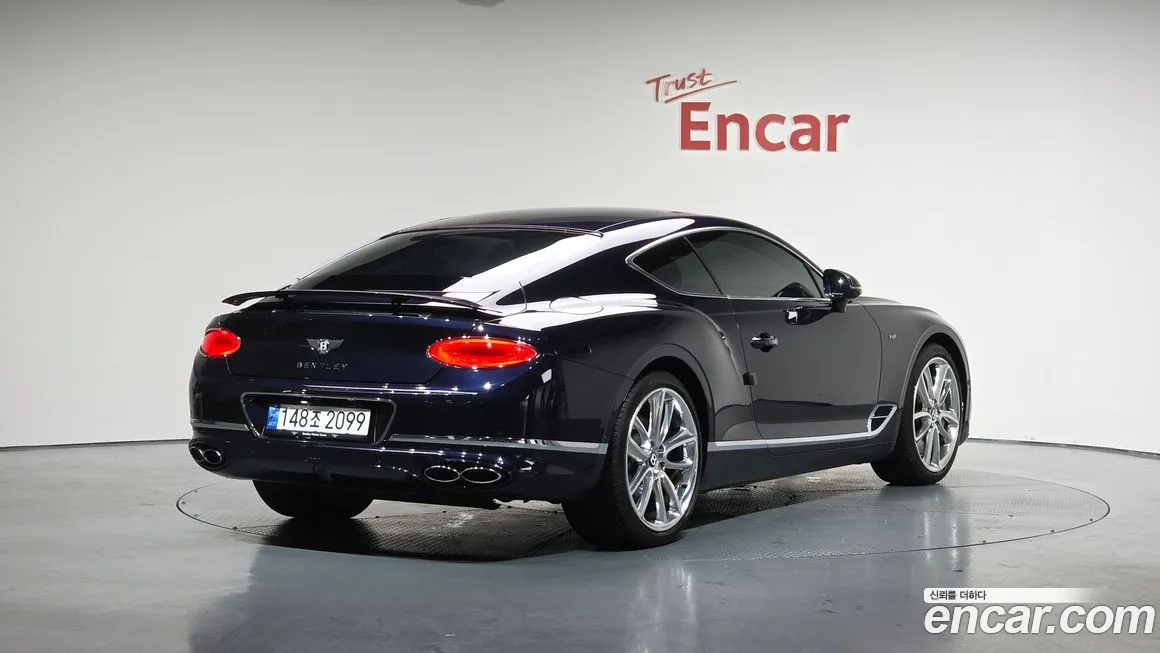 Bentley Continental 2022 из KR, фото 2