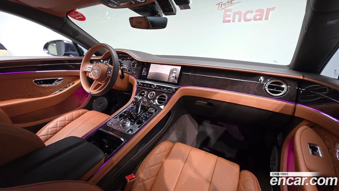 Bentley Continental 2022 из KR, фото 7