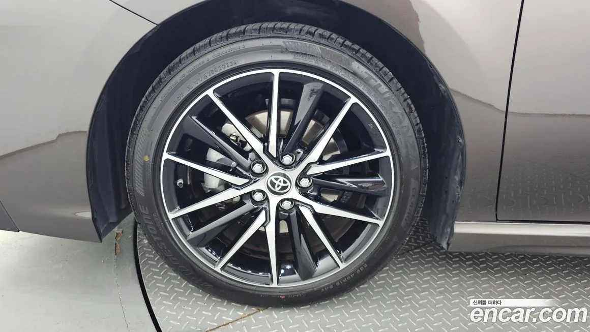 Toyota Camry 2023 из KR, фото 5