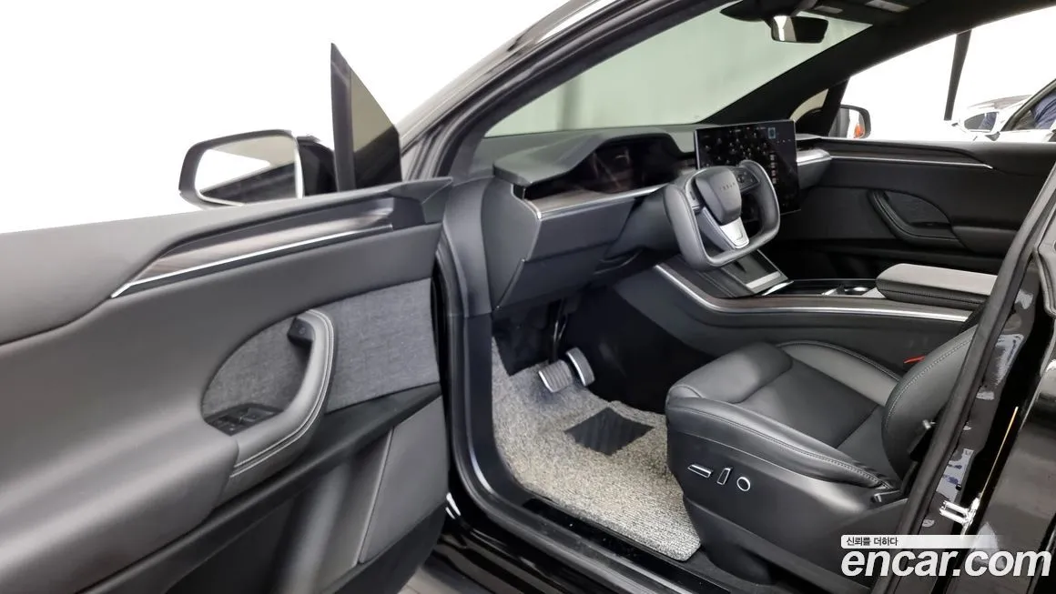 Tesla Model X 2024 из KR, фото 10