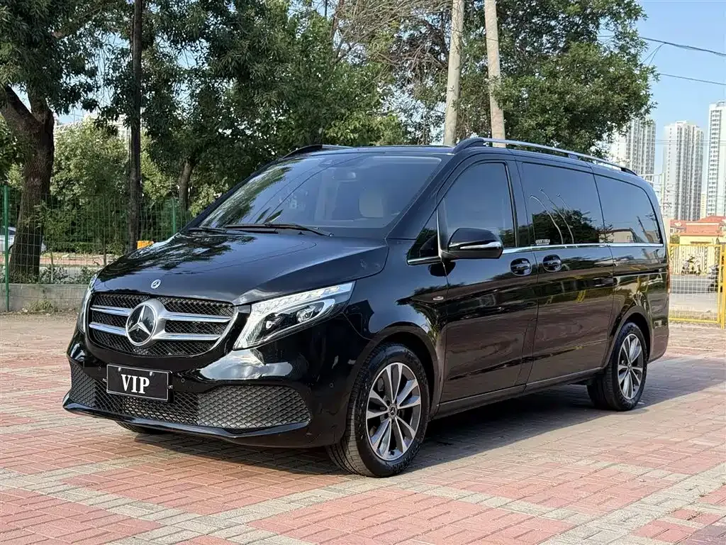 Mercedes-Benz V-Class — фото 2