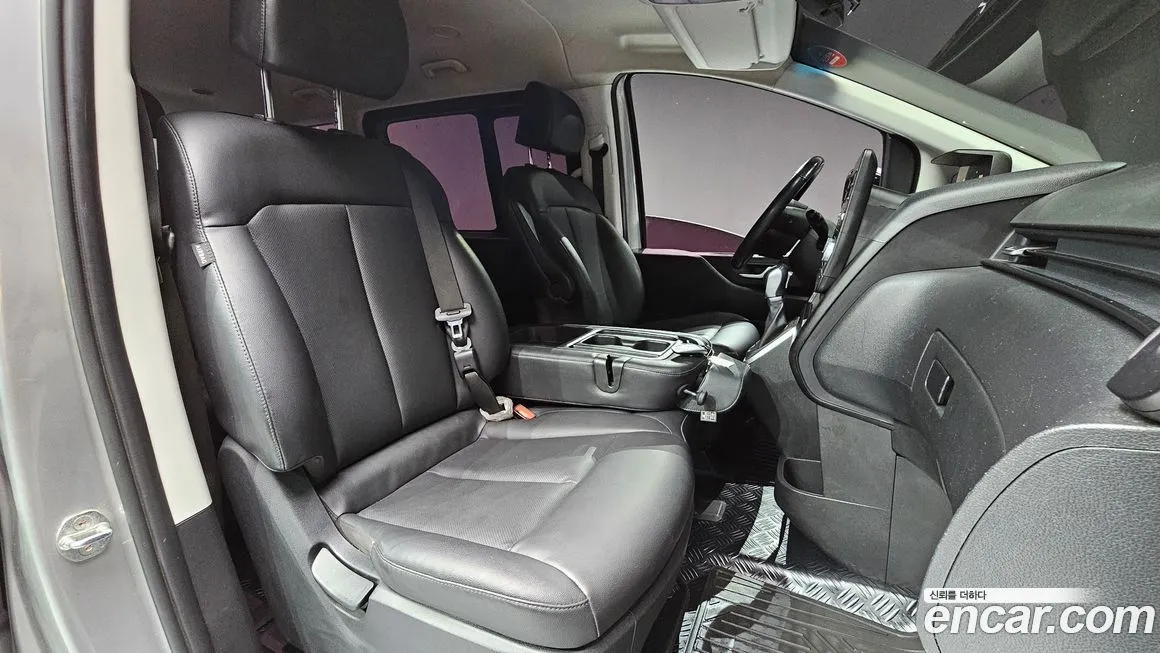 Hyundai Staria 2023 из KR, фото 10