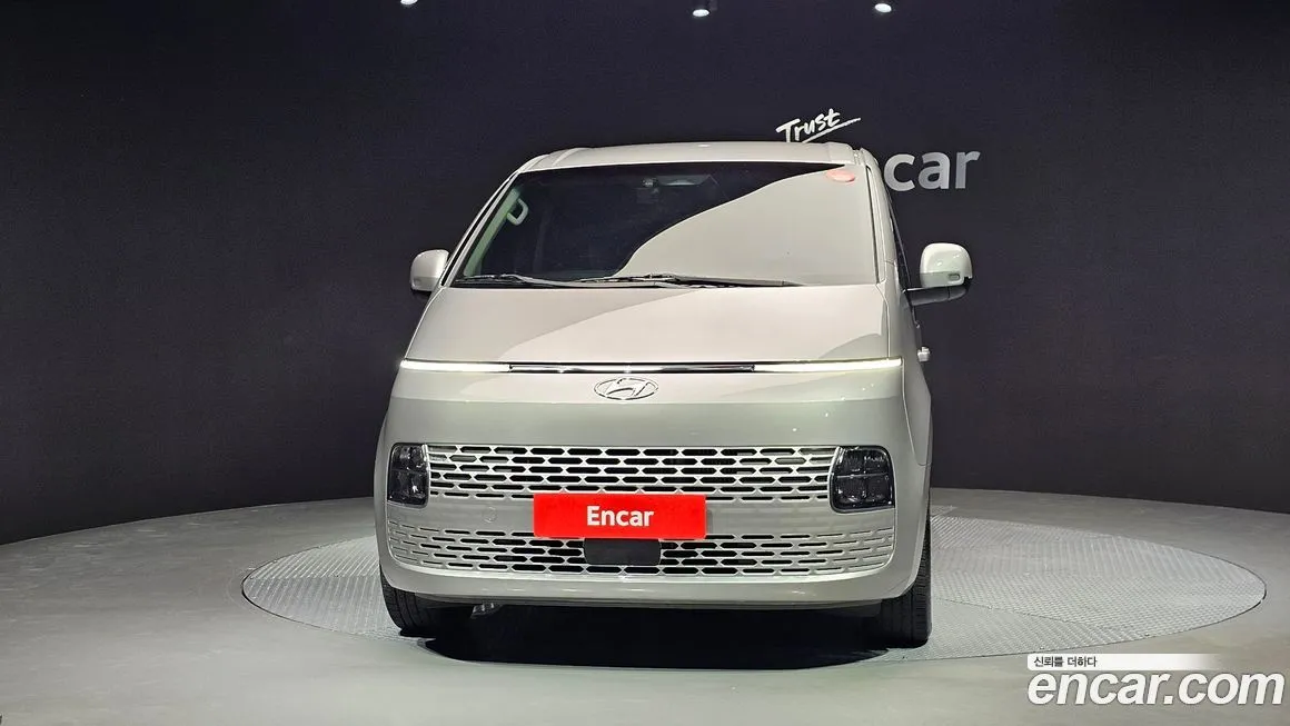 Hyundai Staria 2023 из KR, фото 3