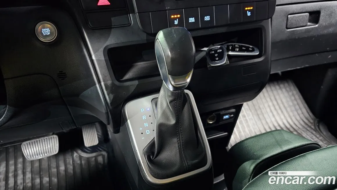 Hyundai Staria 2023 из KR, фото 9