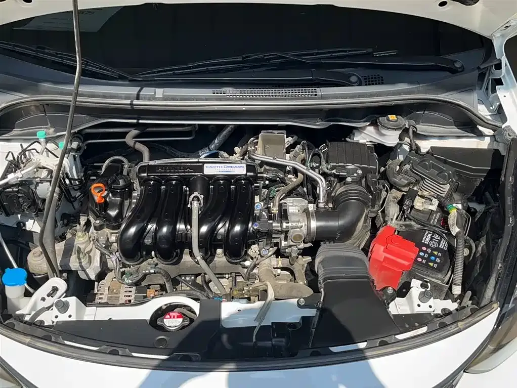 Honda Fit — фото 10
