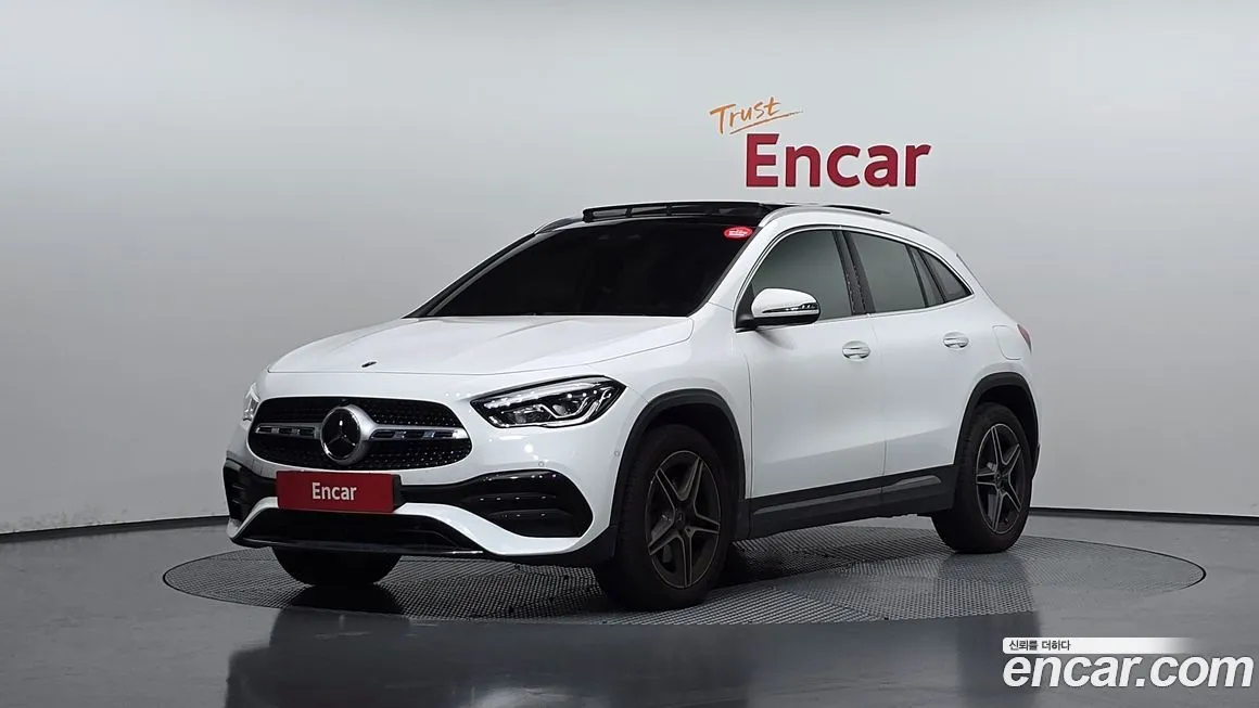 Mercedes-Benz GLA-Class — фото 1