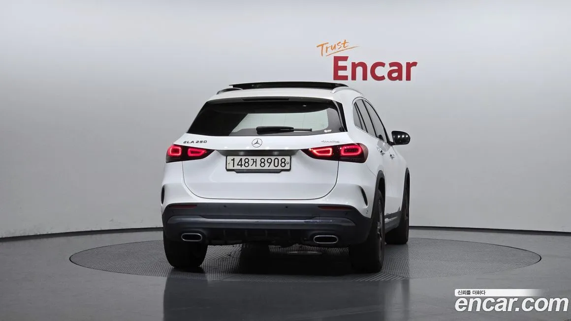 Mercedes-Benz GLA-Class — фото 4