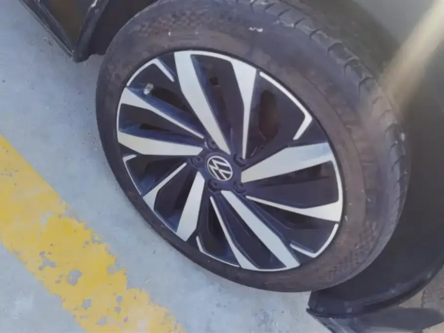 Volkswagen Passat — фото 6