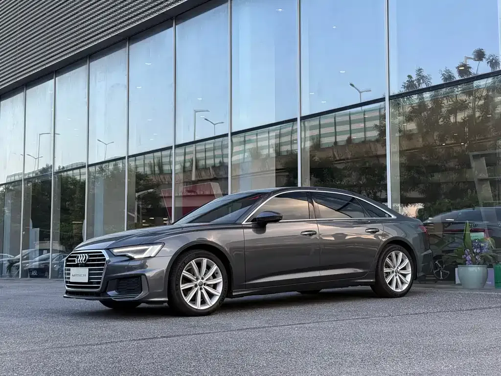 Audi A6L 2021 из CN, фото 1