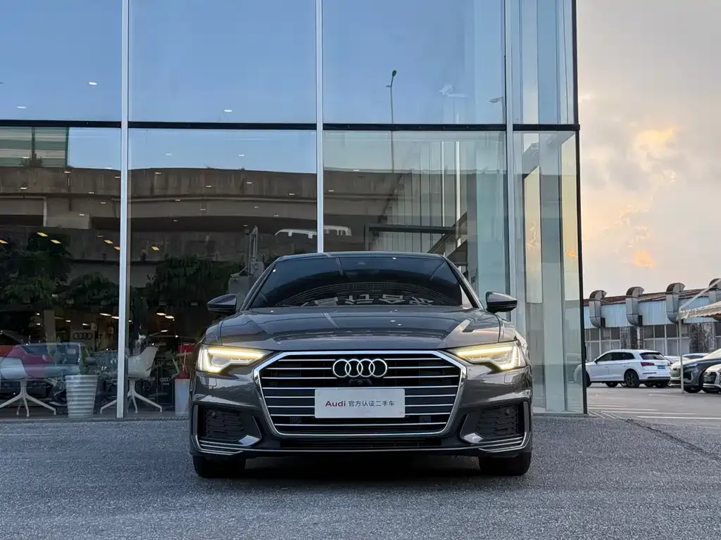Audi A6L 2021 из CN, фото 2