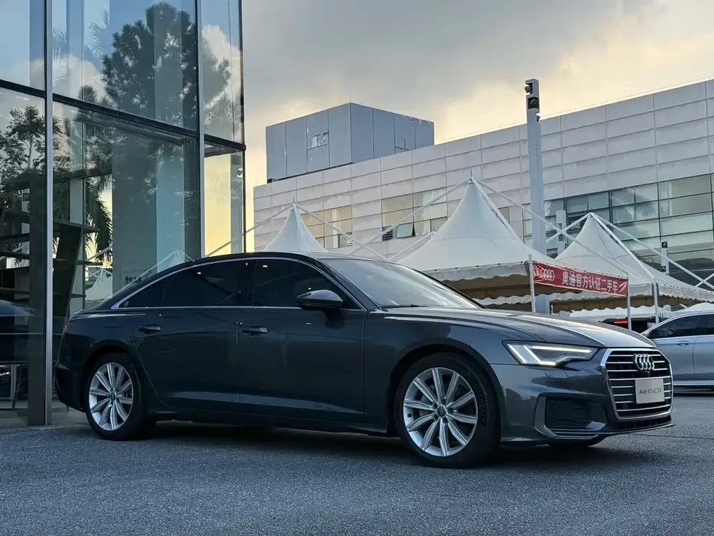 Audi A6L 2021 из CN, фото 3