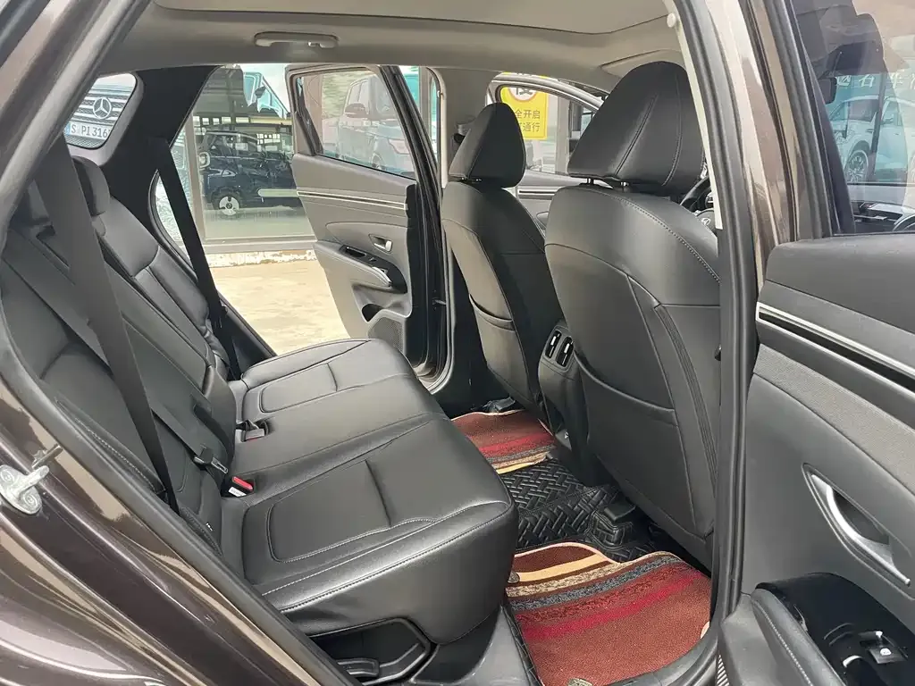 Hyundai Tucson 2023 из CN, фото 10