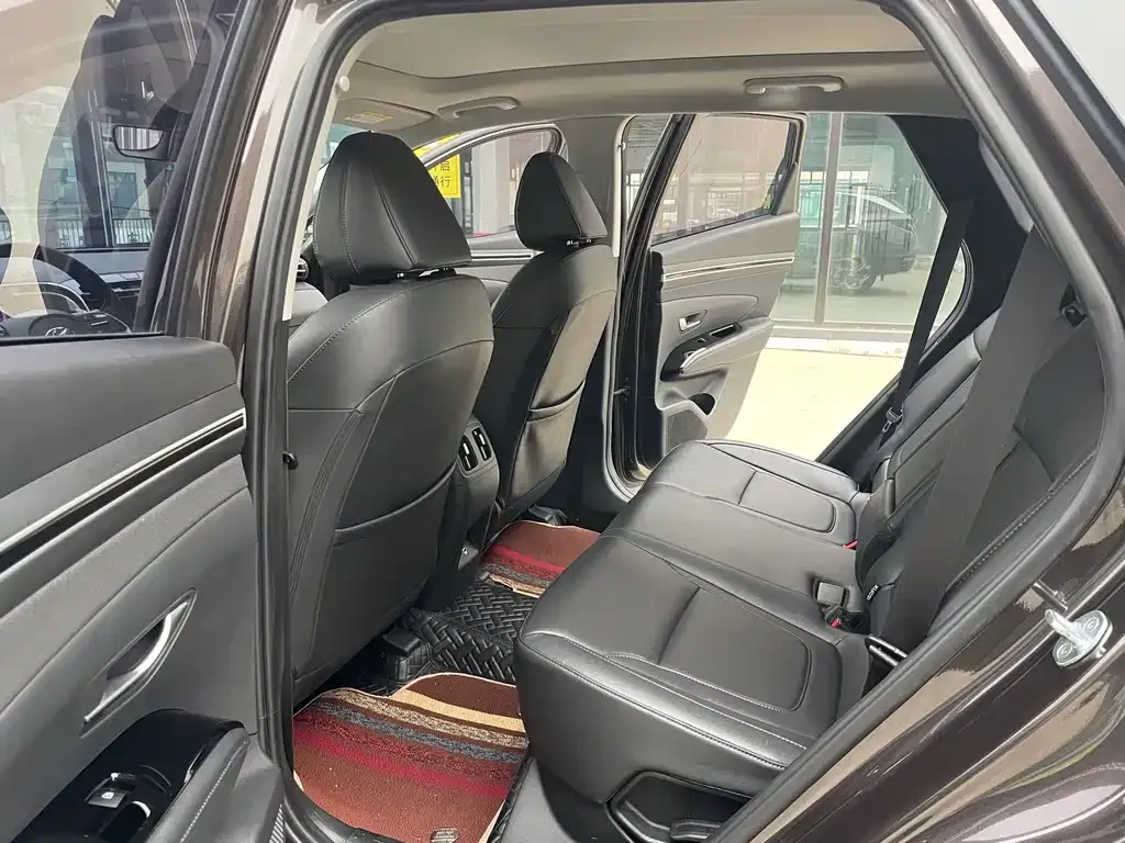 Hyundai Tucson 2023 из CN, фото 9